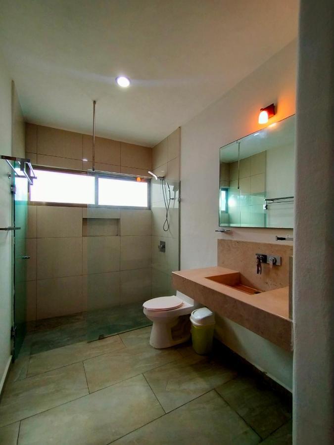 Jose Y Glendy Hotel Progreso  Exterior photo